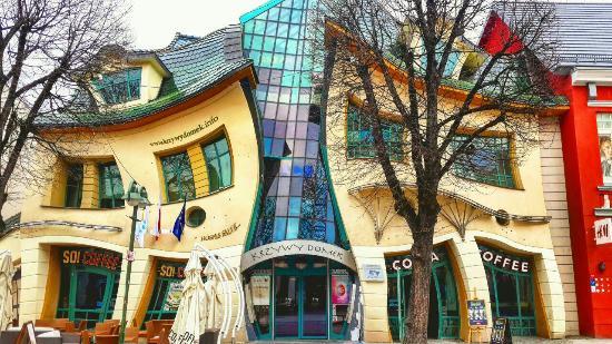 Krzywy Domek